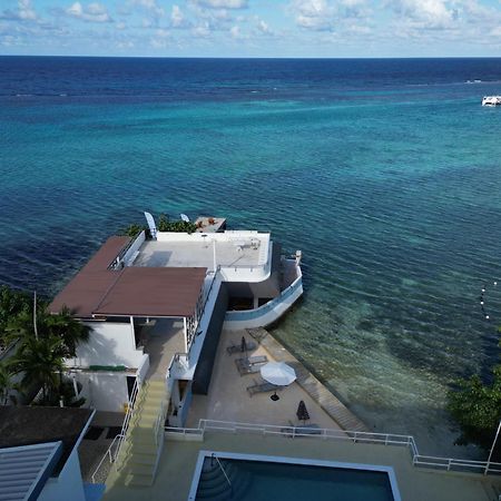 Готель Ocean Palms Очо-Ріос Екстер'єр фото